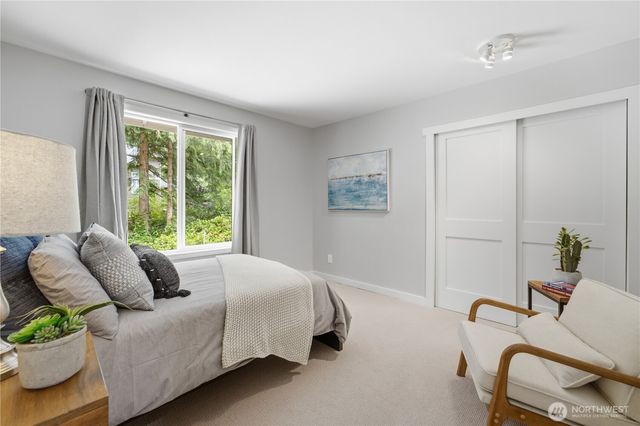 27621 NE Quail Creek Drive, Redmond, WA 98053