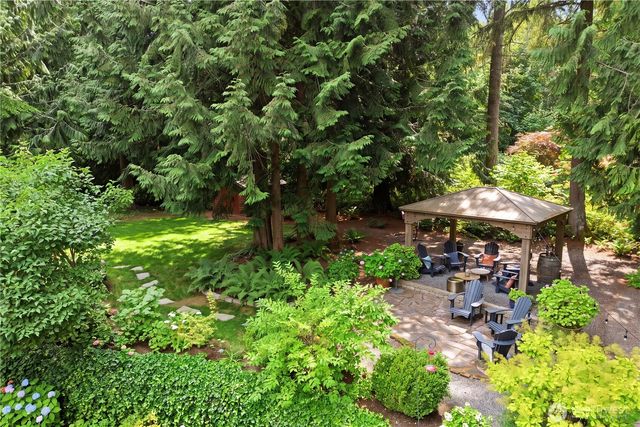 27621 NE Quail Creek Drive, Redmond, WA 98053