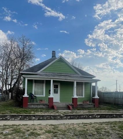 418 Massachusetts Street, St Joseph, MO 64504