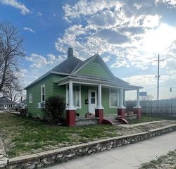 418 Massachusetts Street, St Joseph, MO 64504