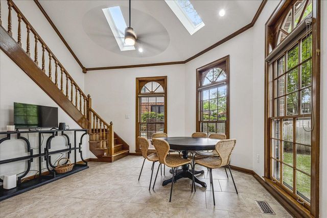 1873 BROOKSEDGE DR, Germantown, TN 38138