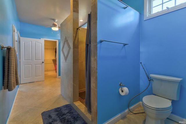 10144 Fisherville Road, Elberfeld, IN 47613