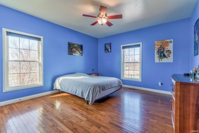 10144 Fisherville Road, Elberfeld, IN 47613