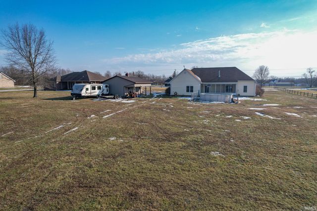 10144 Fisherville Road, Elberfeld, IN 47613