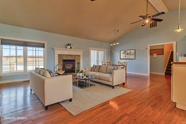 10144 Fisherville Road, Elberfeld, IN 47613