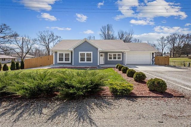 301 Plattsburg Street, Lathrop, MO 64465