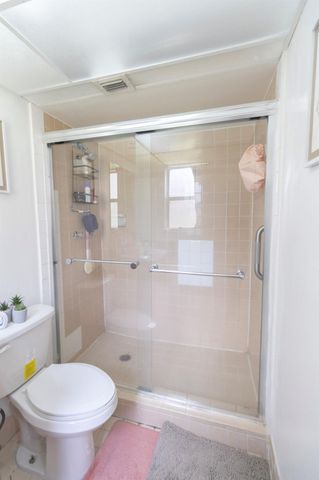 1810 N Lauderdale Ave 2102, North Lauderdale, FL 33068