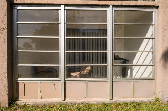 1810 N Lauderdale Ave 2102, North Lauderdale, FL 33068