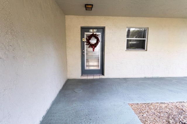 1810 N Lauderdale Ave 2102, North Lauderdale, FL 33068