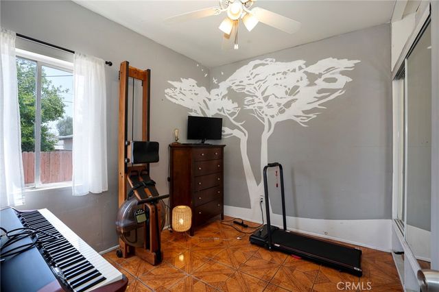 11746 Blythe, North Hollywood, CA 91605