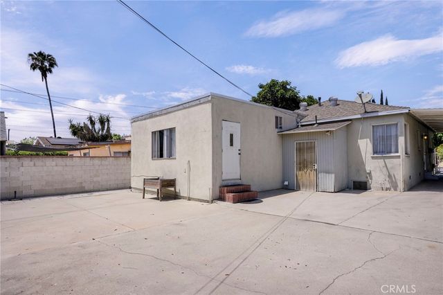 11746 Blythe, North Hollywood, CA 91605