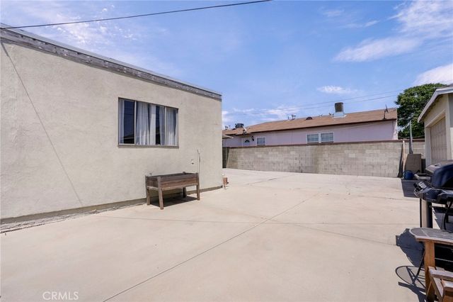 11746 Blythe, North Hollywood, CA 91605