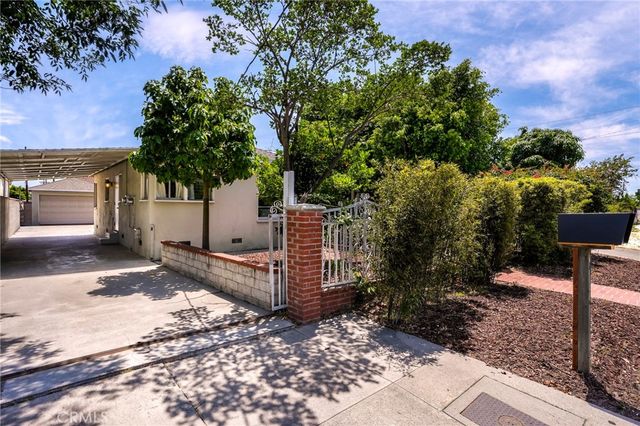 11746 Blythe, North Hollywood, CA 91605