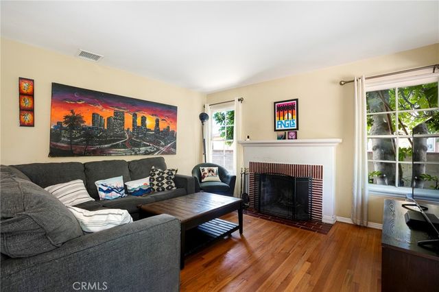 11746 Blythe, North Hollywood, CA 91605