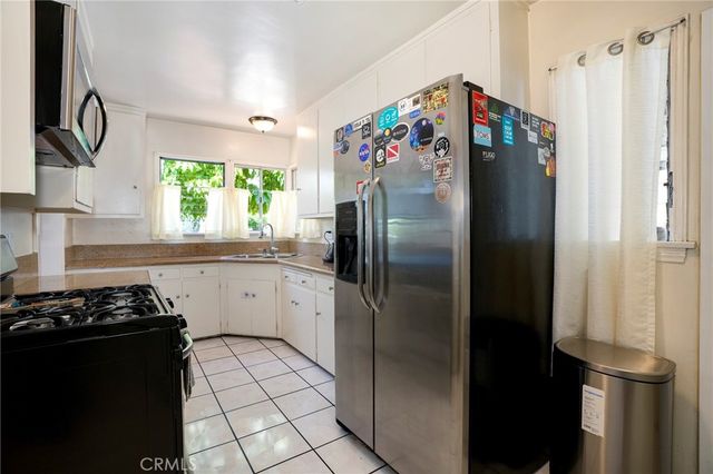 11746 Blythe, North Hollywood, CA 91605