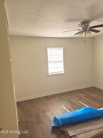 410 Oneida Avenue, Jackson, MS 39212