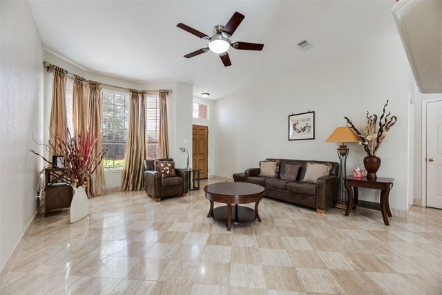 6900 Barbican Drive, Plano, TX 75023