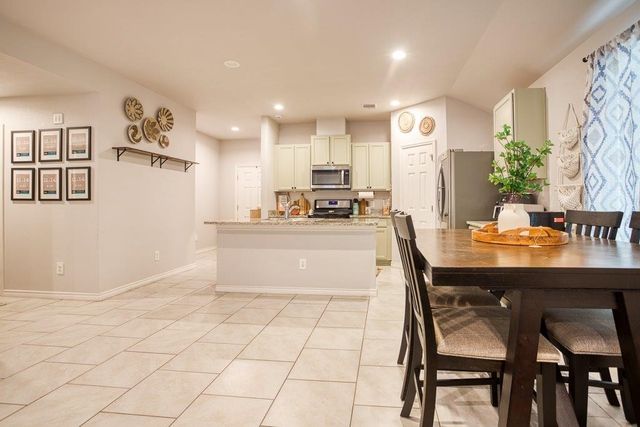 1882 KENTUCKY DERBY Dr, Corpus Christi, TX 78417