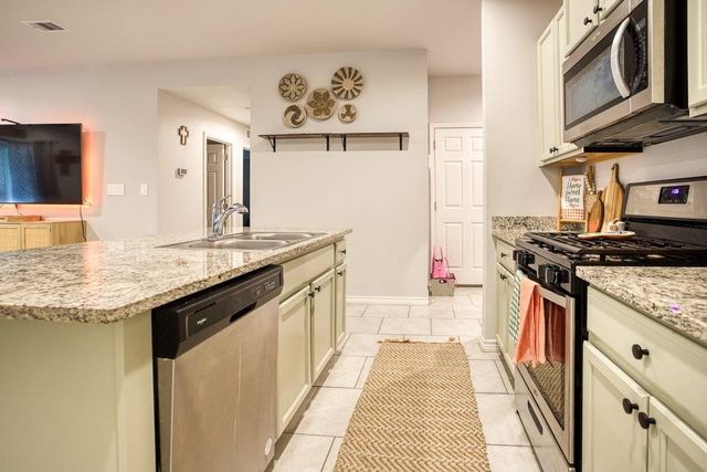 1882 KENTUCKY DERBY Dr, Corpus Christi, TX 78417