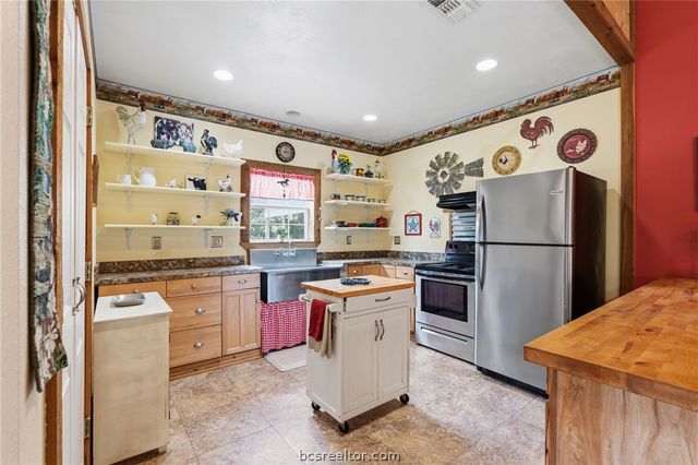10996 County Road 311, Rockdale, TX 76567