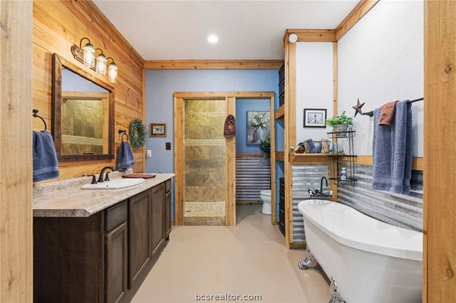 10996 County Road 311, Rockdale, TX 76567