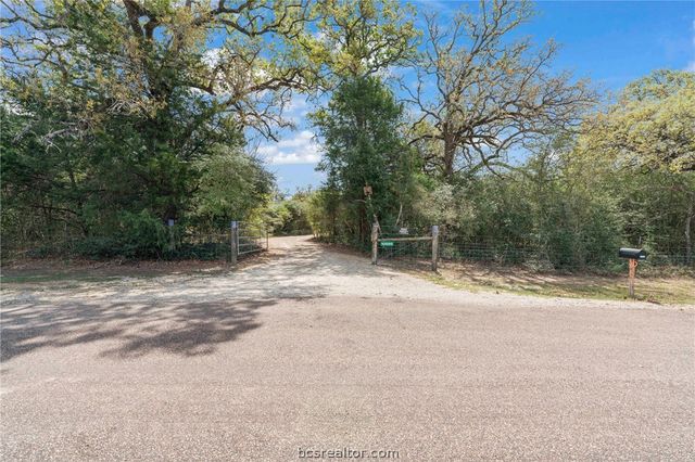 10996 County Road 311, Rockdale, TX 76567