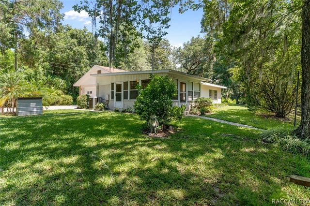 690 S Flora Point, Inverness, FL 34450
