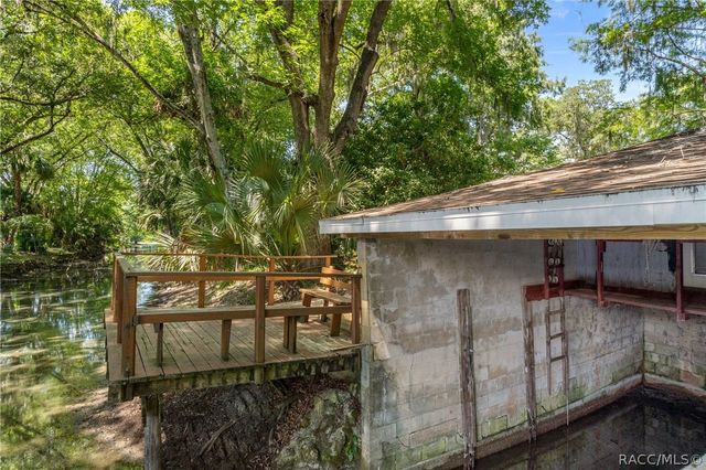 690 S Flora Point, Inverness, FL 34450