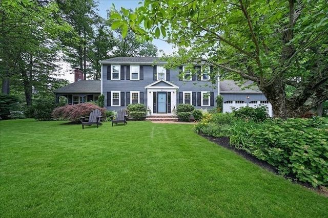 6 Blackhorse Ln, Hingham, MA 02043