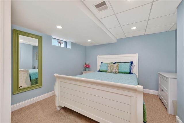 6 Blackhorse Ln, Hingham, MA 02043