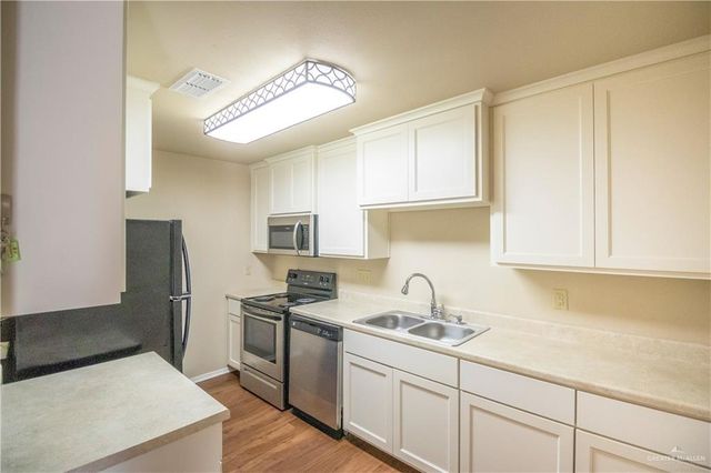 601 Hibiscus Avenue 1, Mcallen, TX 78501