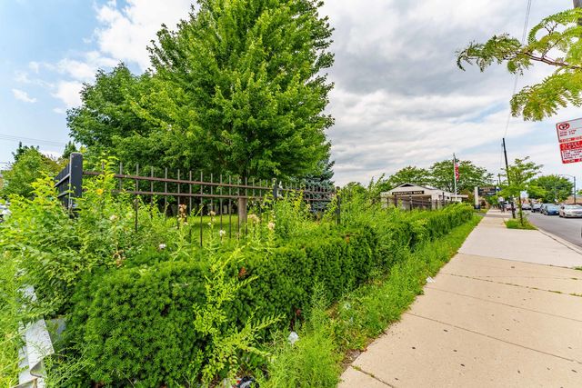 5414 S Kedzie Avenue, Chicago, IL 60632