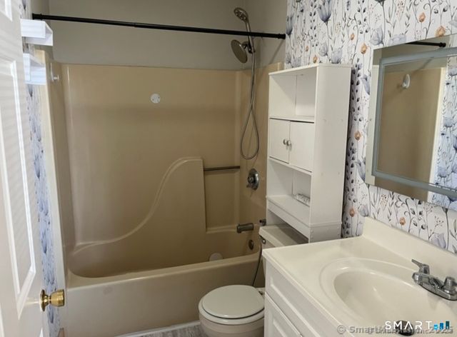 137 Judd Square 137, Wallingford, CT 06492