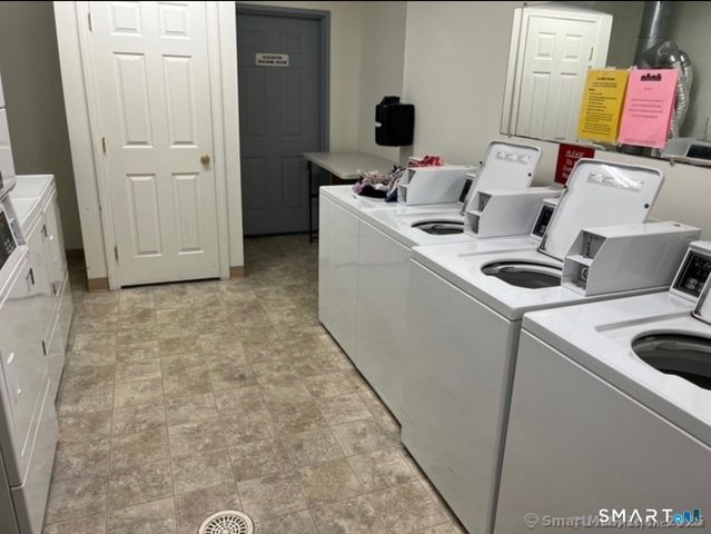 137 Judd Square 137, Wallingford, CT 06492