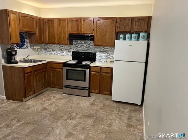 137 Judd Square 137, Wallingford, CT 06492