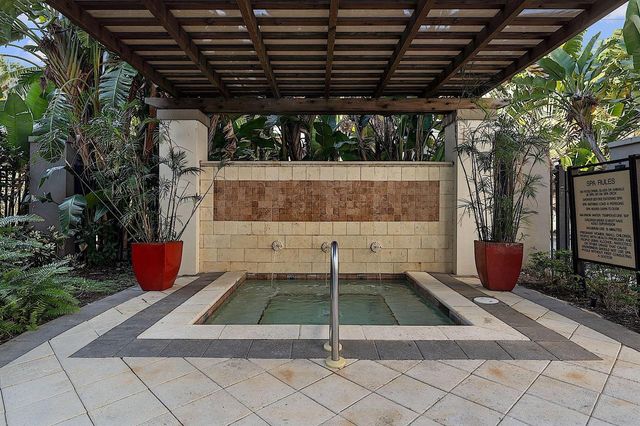 2401 NE 65th Street 502, Fort Lauderdale, FL 33308