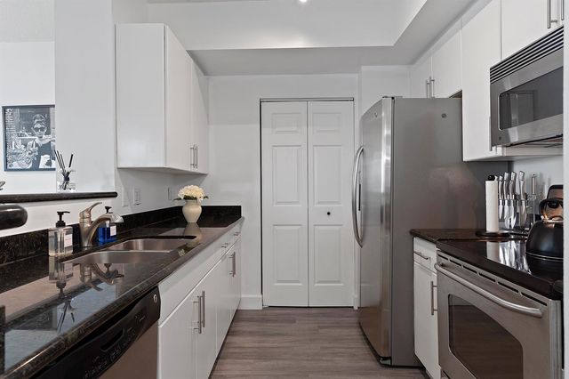 2401 NE 65th Street 502, Fort Lauderdale, FL 33308