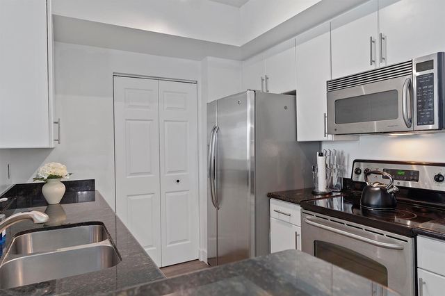2401 NE 65th Street 502, Fort Lauderdale, FL 33308