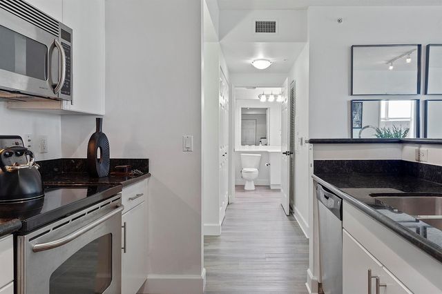 2401 NE 65th Street 502, Fort Lauderdale, FL 33308