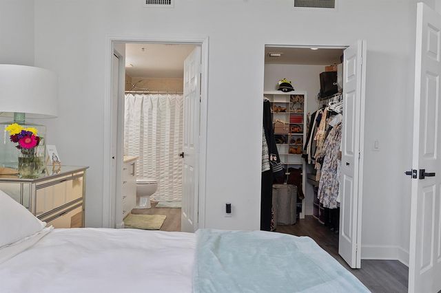 2401 NE 65th Street 502, Fort Lauderdale, FL 33308