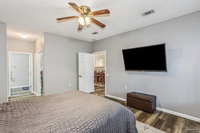 5860 Spanish Trail C, Pensacola, FL 32504