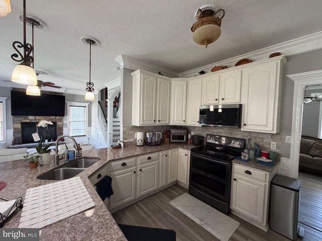 11207 SPRING MEADOW BLVD, Fredericksburg, VA 22407