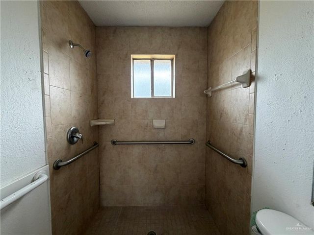 301 S Raul Longoria Road, Edinburg, TX 78542