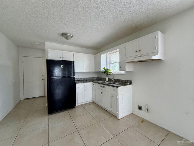 301 S Raul Longoria Road, Edinburg, TX 78542