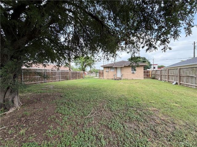 301 S Raul Longoria Road, Edinburg, TX 78542