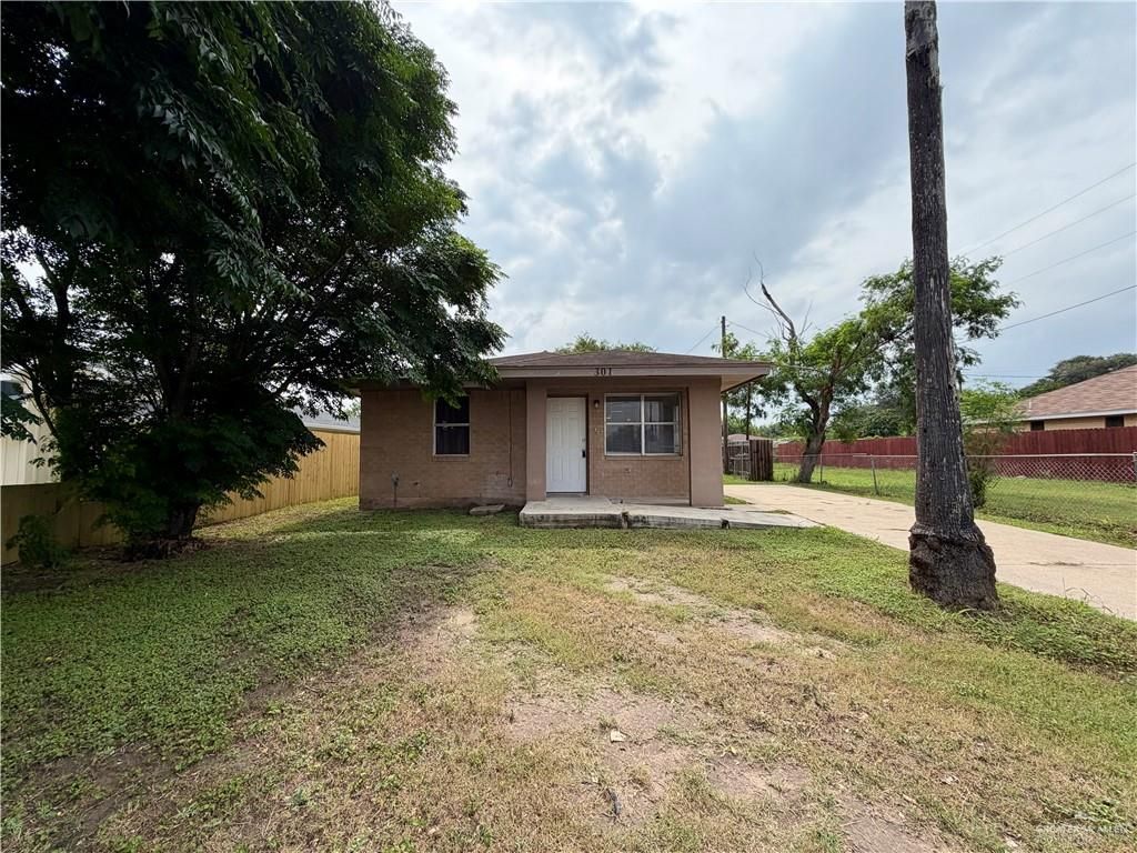 301 S Raul Longoria Road, Edinburg, TX 78542