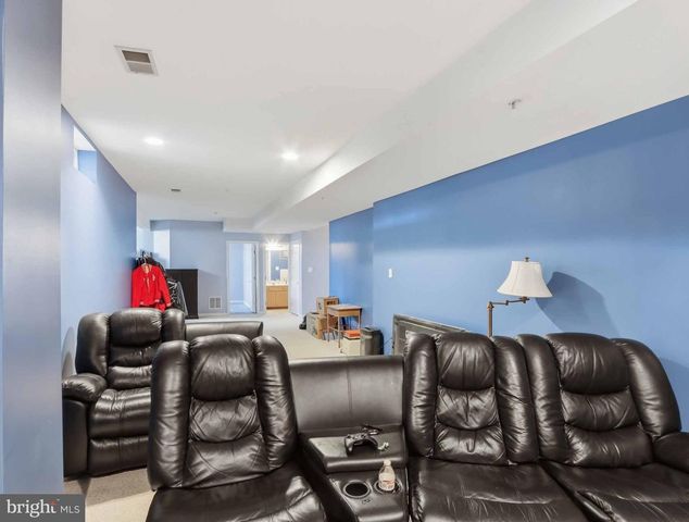 11803 LILIUM LN, Glenn Dale, MD 20769