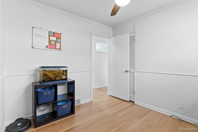 28686 Herbert Street, Madison Heights, MI 48071