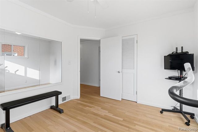 28686 Herbert Street, Madison Heights, MI 48071