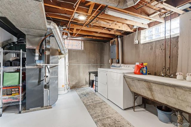 28686 Herbert Street, Madison Heights, MI 48071